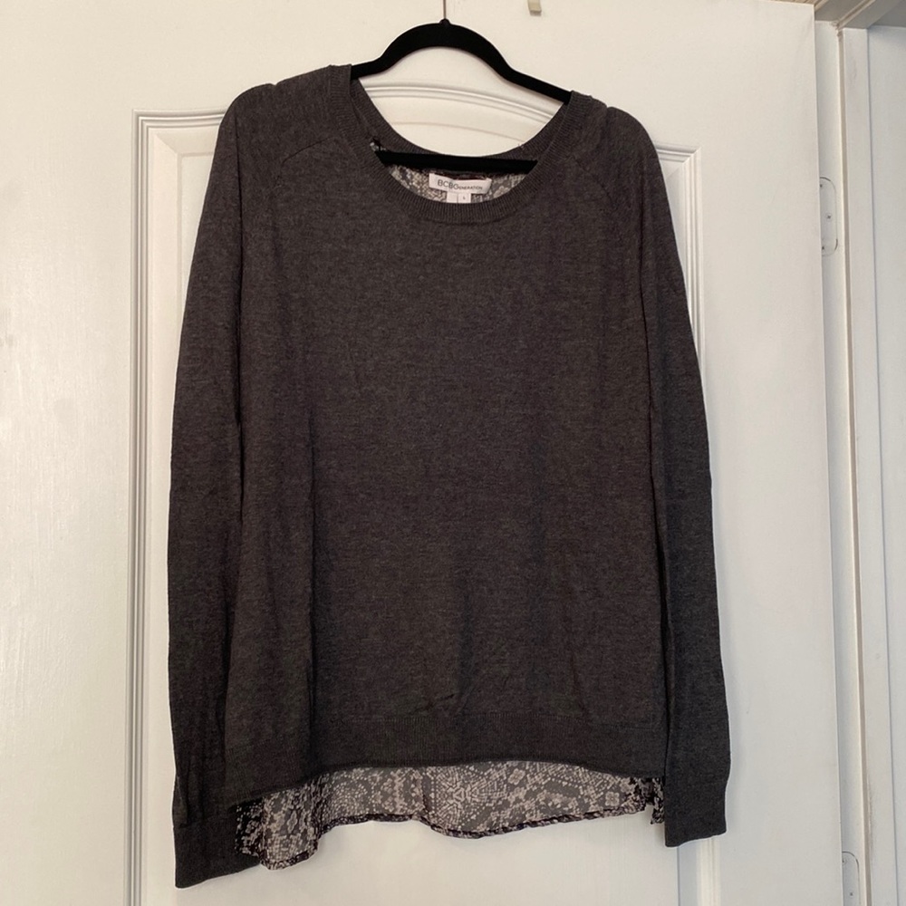 BCBG printed back sweater